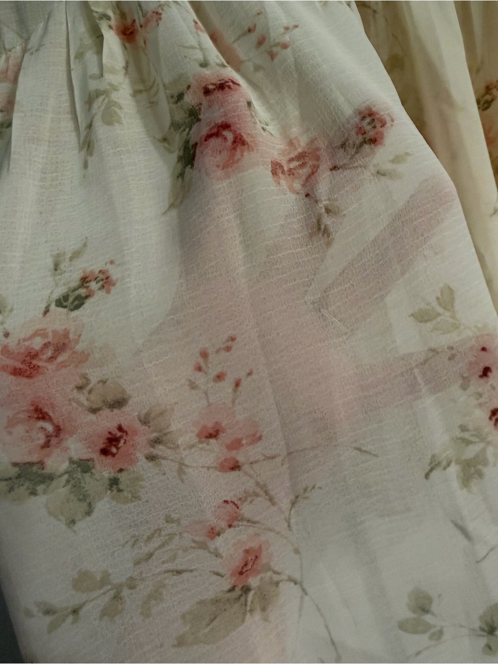 torrid Cream Floral Lace-Trim Top (NWOT) - Picture 4 of 8